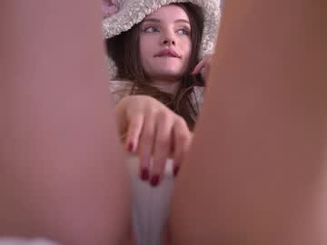 bellacle — 2025-10-19 13:22 bellacle — 2025-10-19 13:22