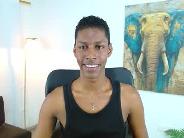 maiki18 — 2025-10-24 22:48 maiki18 — 2025-10-24 22:48